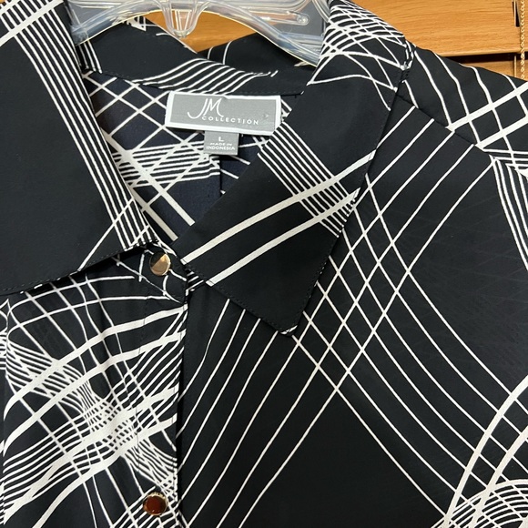 JM Collection Womens Blouse Large L Black White Shark Bite Hem Asymmetrical - Picture 3 of 7